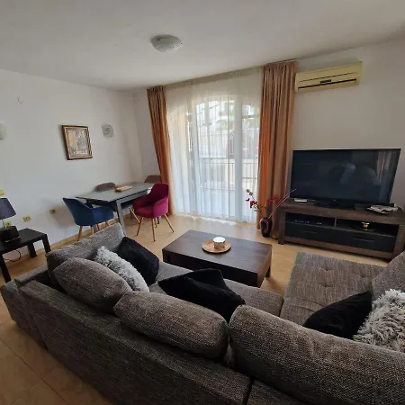 Aqua Dreams A4, Sveti Vlas , A Much Sought After Complex. * 부르가스