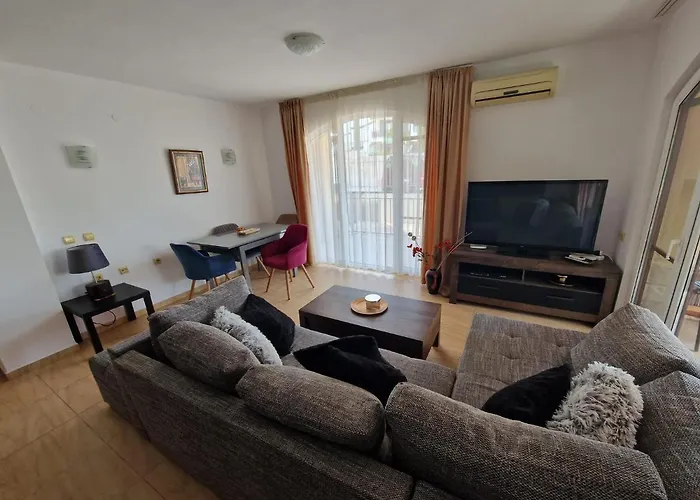 Aqua Dreams A4, Sveti Vlas , A Much Sought After Complex. * 布尔加斯